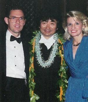 Photo of Howard Grant and Laura Maziarz of the Honolulu Symphony with Maestro Seiji Ozawa Photo of Howard Grant and Laura Maziarz of the Honolulu Symphony with Maestro Seiji Ozawa